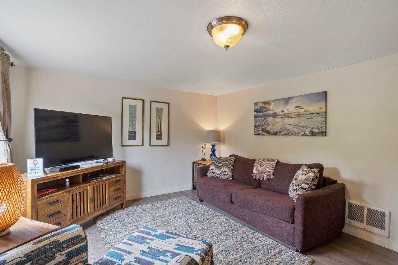 Netarts Surf Inn Екстериор снимка