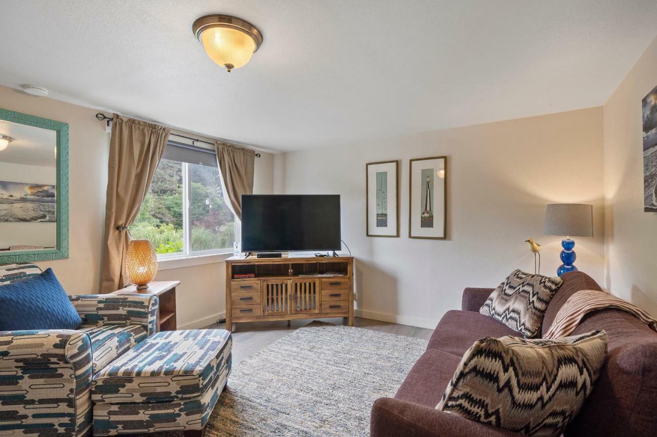 Netarts Surf Inn Екстериор снимка